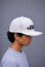 Yin Distorted Cap